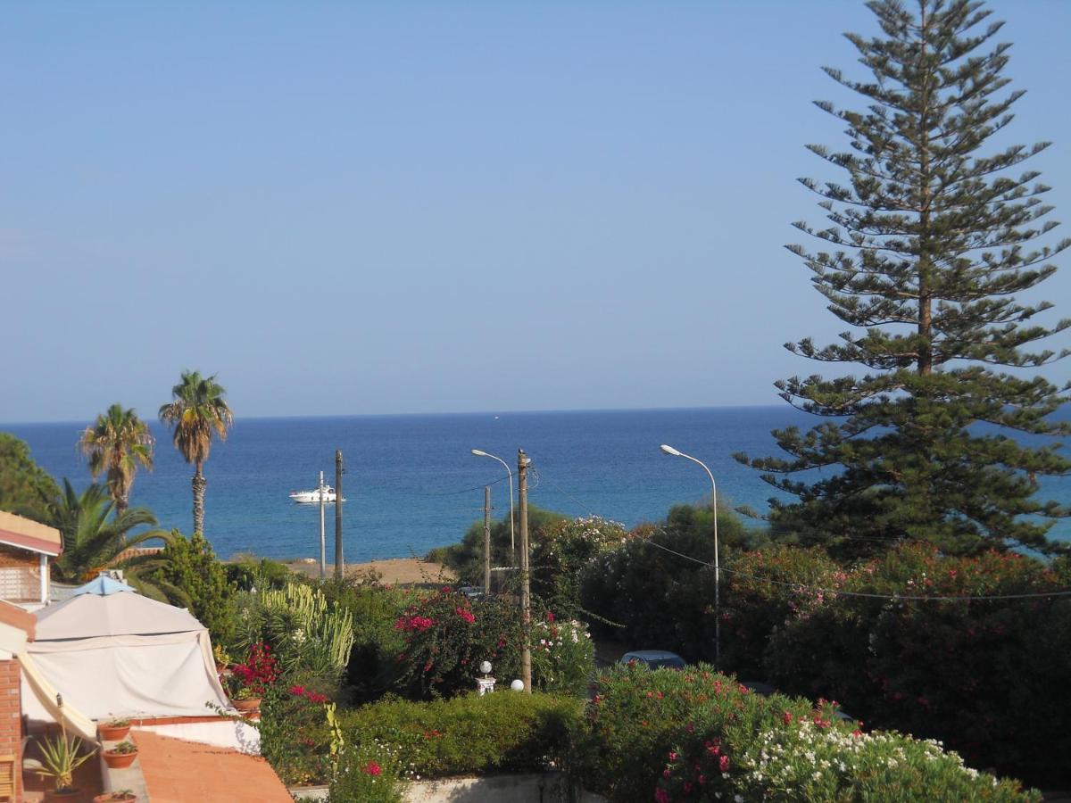 Samoa Beach Arenella  Exterior photo